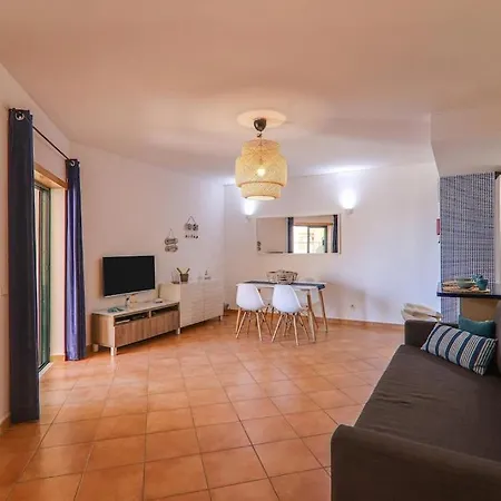 Apartment Olival *